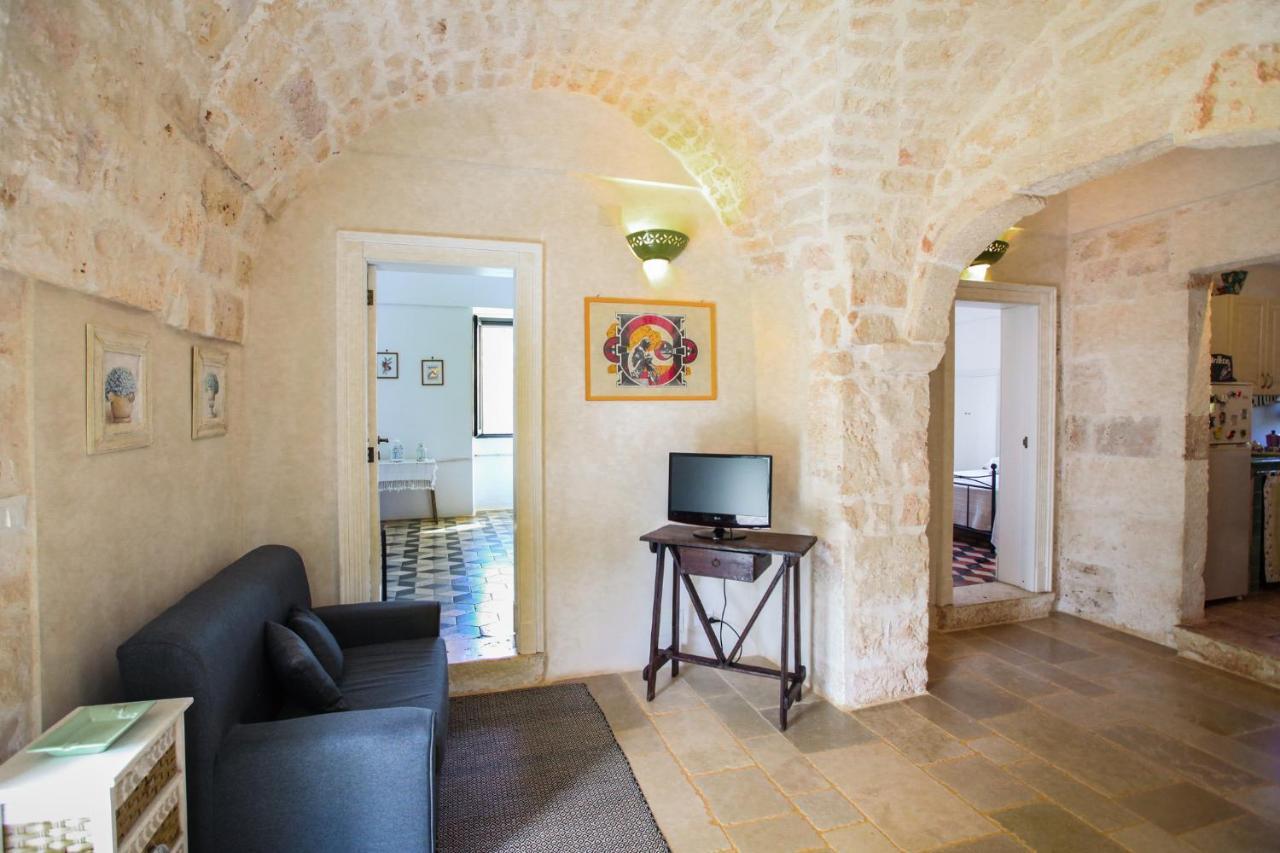 Casina Fumarola Guest House Ostuni Exterior photo